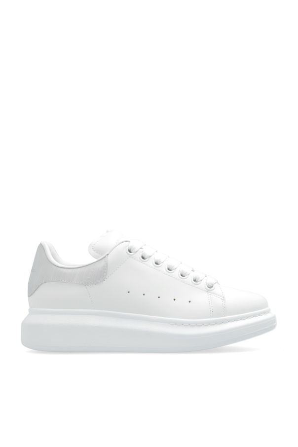 gli amori e i momenti fashion di Alexander McQueen White Leather sneakers Alexander McQueen SchaferandweinerShops TW